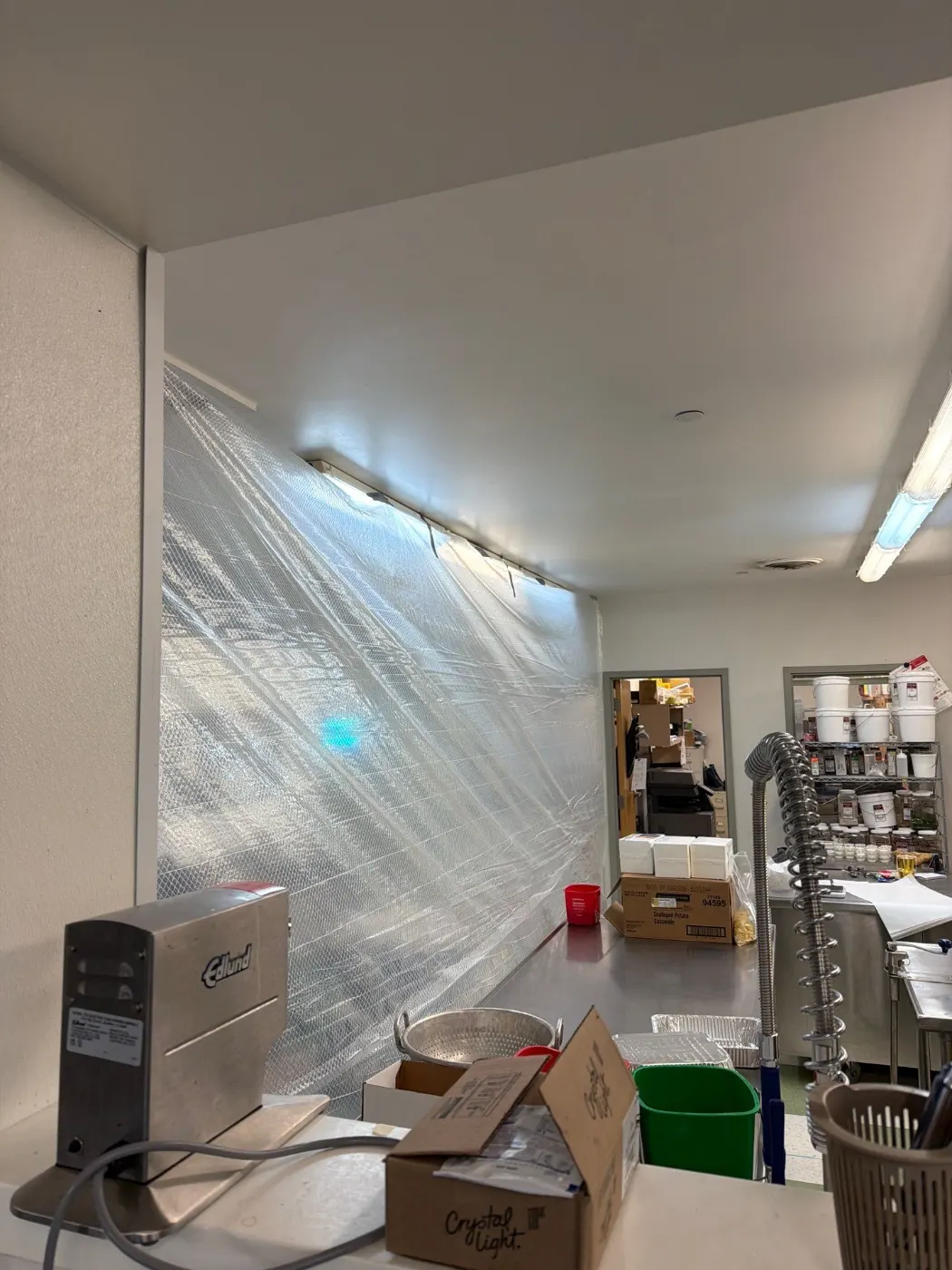 Commercial water mitigation in Indian Lake, Indiana